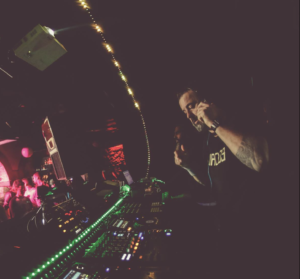 Read more about the article THE GERMAN FEDERAL FINANCE COURT HAS DECLARED: Techno is music and the DJ is a musician